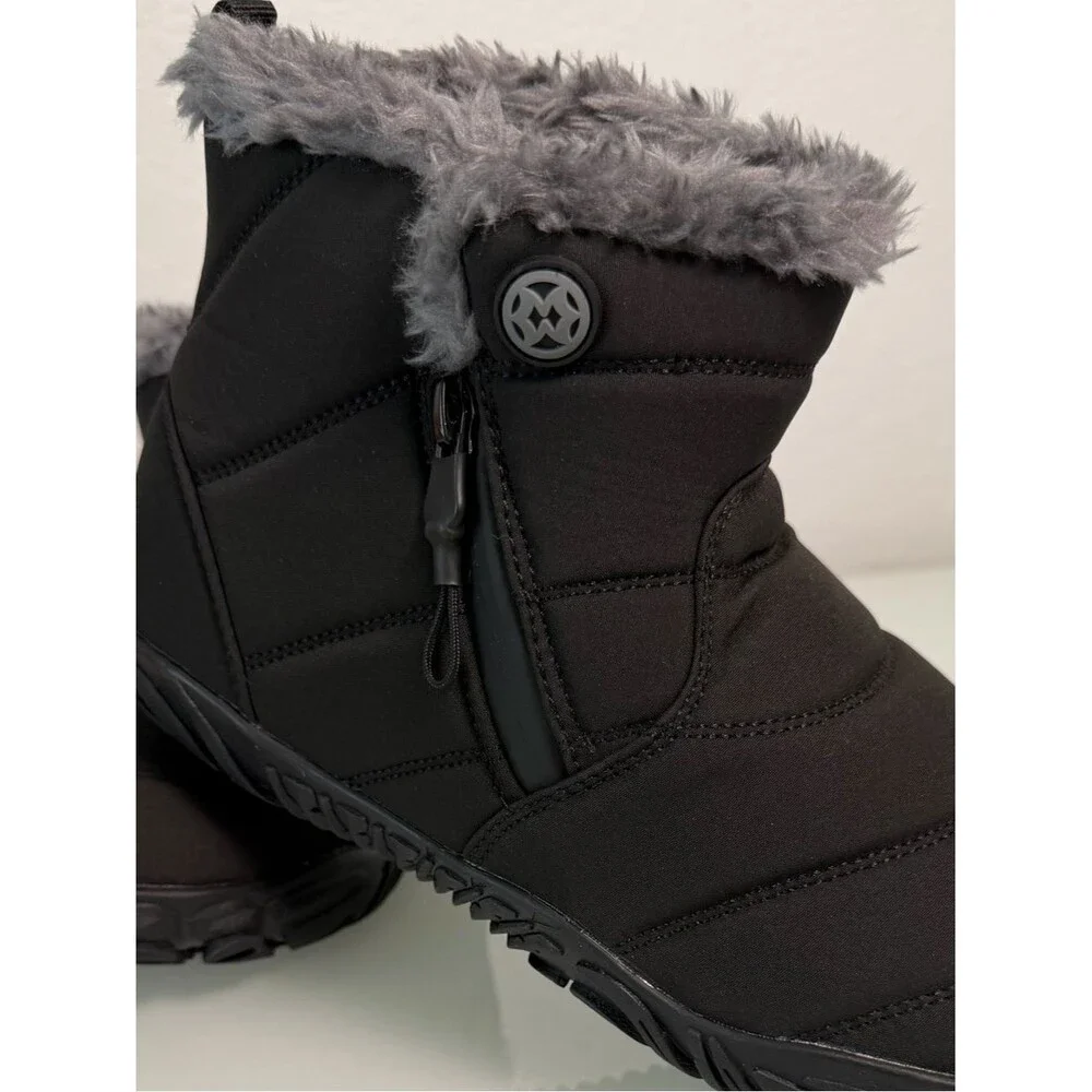 Hsyooes Black Faux Fur Lined Barefoot Ankle Snow Boots NWT Women Size 6 EU 38